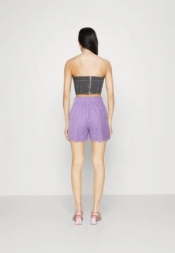 Yasholi - Shorts -Pieces Shop f47049756ad54ef0b055dfc7304a6893