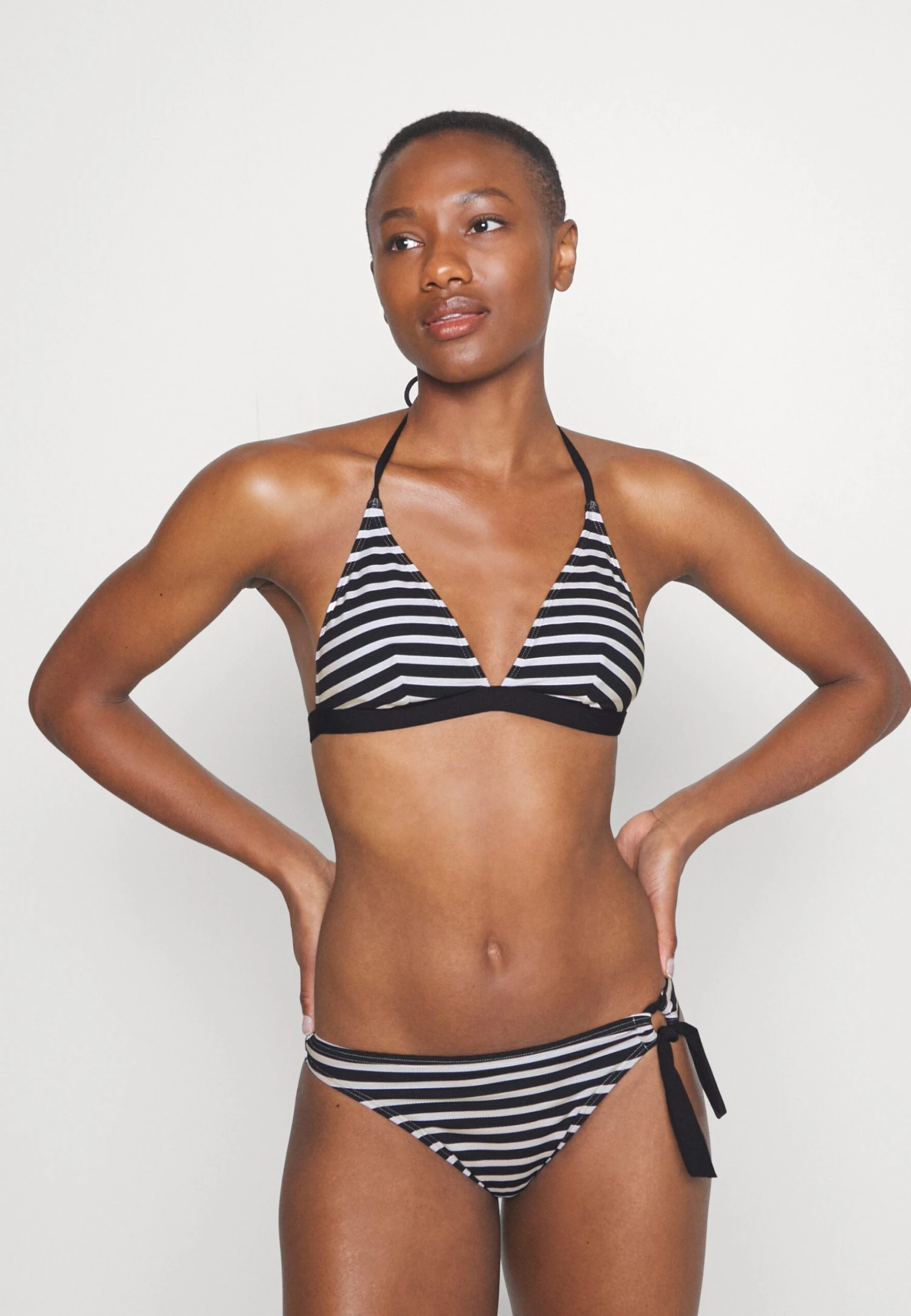 ESPRIT Hamptons Beach- Bikini Top - Black 6 ESPRIT Hamptons Beach- Bikini Top - Black - Image 4