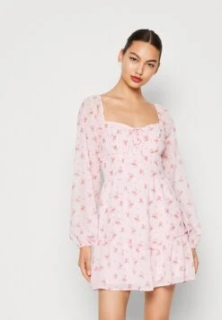 Hollister Co. Emea Lace Up Dress - Day Dress -Pieces Shop f6992a7762f148bfa841718b0ccb6ea1