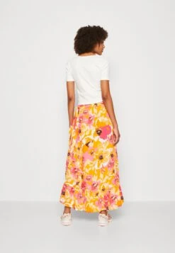 Yassunrise Wrap Skirt - Wrap Skirt - Orange -Pieces Shop f950e5ed7e714520b317627e301bca6c