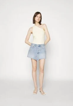 AGOLDE Parker Angled Skirt - Mini Skirt -Pieces Shop fce6f6d3650d4d3aa5086f7818eaee39