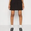 Noisy May Nmkirby Paperbag Short Skirt - Mini Skirt - Black -Pieces Shop fdd173df3cbb4d69bb8155a0e55e3237